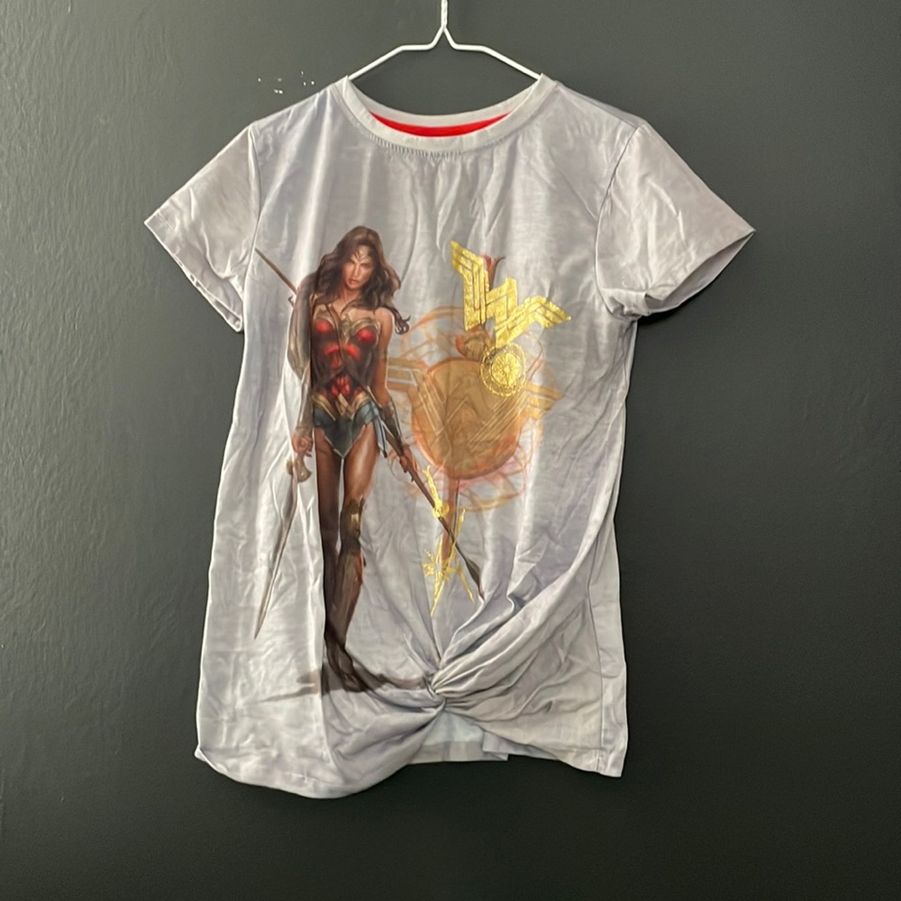 DC Wonder Woman T-shirt